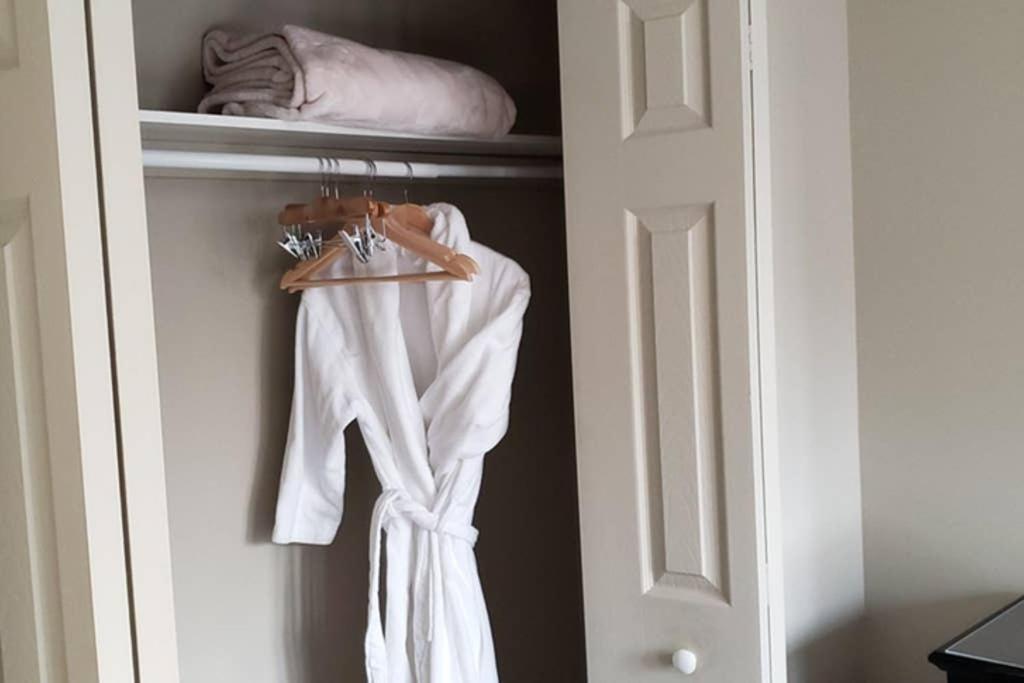 2-Bedroom Apartment Sweet #2 By Amazing Property Rentals Gatineau Bagian luar foto