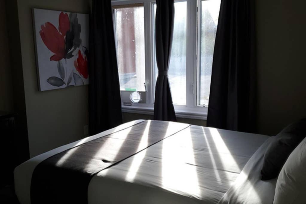 2-Bedroom Apartment Sweet #2 By Amazing Property Rentals Gatineau Bagian luar foto
