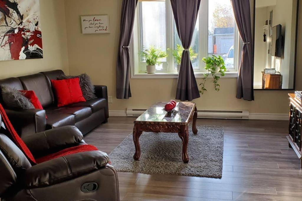 2-Bedroom Apartment Sweet #2 By Amazing Property Rentals Gatineau Bagian luar foto